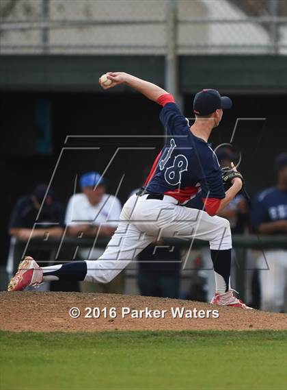 Thumbnail 2 in John Ehret @ Archbishop Rummel photogallery.