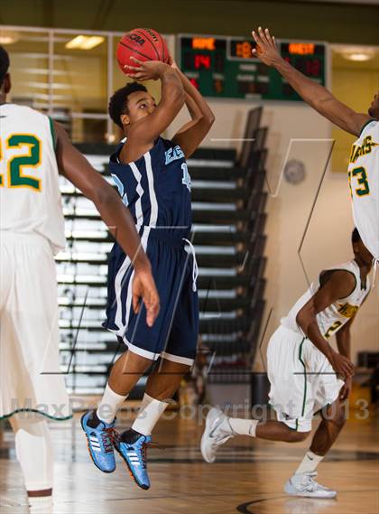 Thumbnail 3 in Eastern vs Wakefield (Wakefield Holiday Tournament) photogallery.