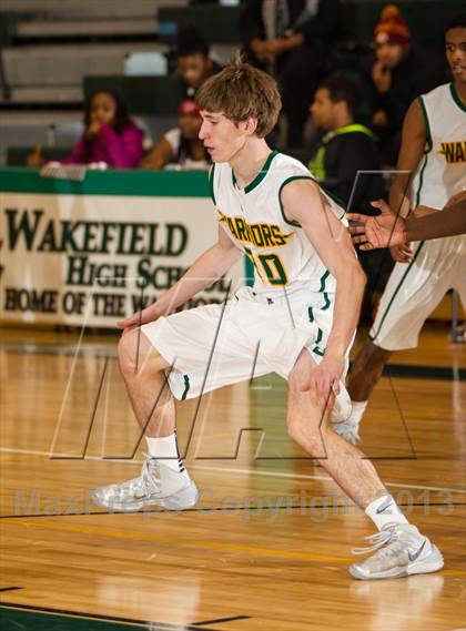 Thumbnail 2 in Eastern vs Wakefield (Wakefield Holiday Tournament) photogallery.