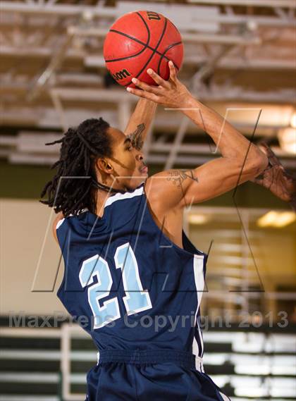 Thumbnail 1 in Eastern vs Wakefield (Wakefield Holiday Tournament) photogallery.