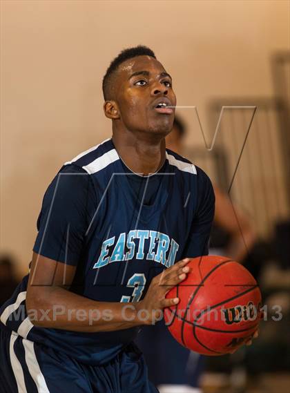 Thumbnail 3 in Eastern vs Wakefield (Wakefield Holiday Tournament) photogallery.