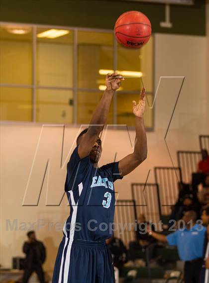 Thumbnail 3 in Eastern vs Wakefield (Wakefield Holiday Tournament) photogallery.