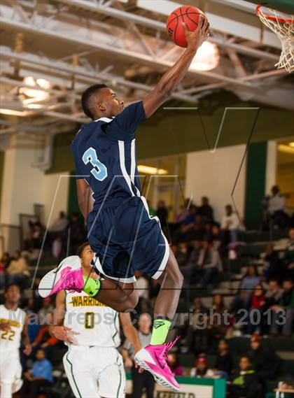 Thumbnail 3 in Eastern vs Wakefield (Wakefield Holiday Tournament) photogallery.