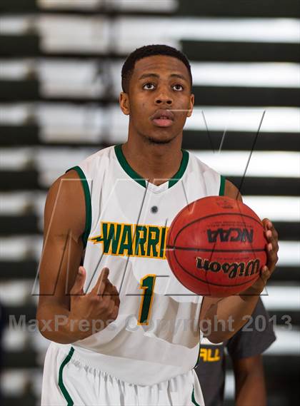 Thumbnail 2 in Eastern vs Wakefield (Wakefield Holiday Tournament) photogallery.
