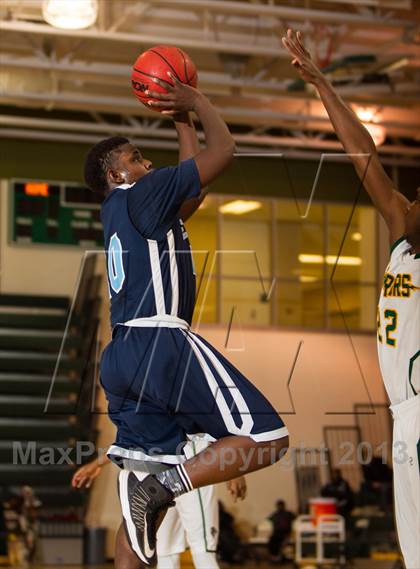 Thumbnail 3 in Eastern vs Wakefield (Wakefield Holiday Tournament) photogallery.