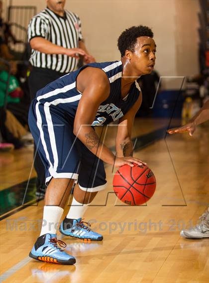 Thumbnail 2 in Eastern vs Wakefield (Wakefield Holiday Tournament) photogallery.