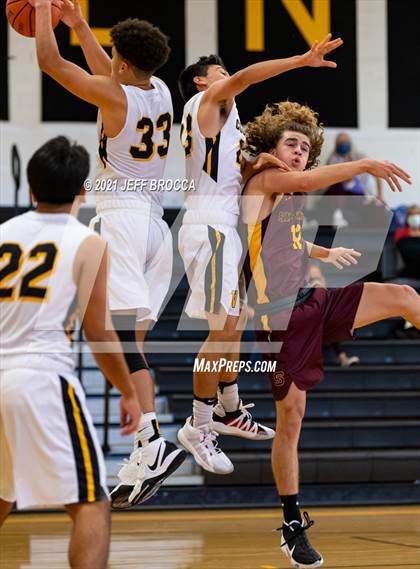 Thumbnail 2 in Simi Valley @ Ventura photogallery.