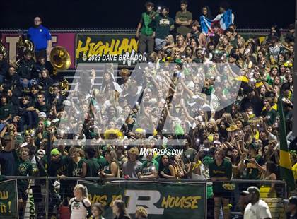 Thumbnail 1 in Royal @ Simi Valley photogallery.