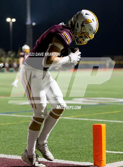 Thumbnail 1 in Royal @ Simi Valley photogallery.