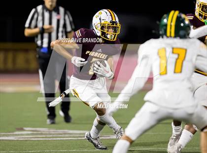 Thumbnail 3 in Royal @ Simi Valley photogallery.