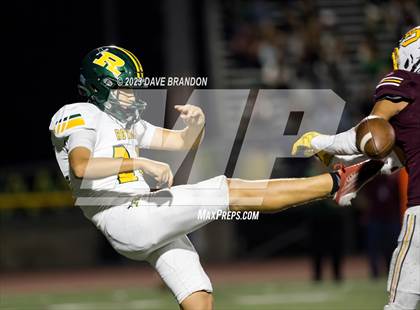 Thumbnail 1 in Royal @ Simi Valley photogallery.