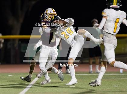 Thumbnail 1 in Royal @ Simi Valley photogallery.