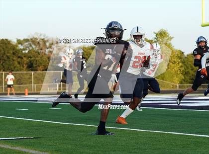 Thumbnail 2 in Fort Bend Bush @ College Station photogallery.