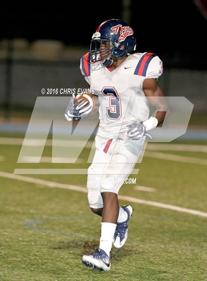 Thumbnail 2 in South Panola @ Memphis University photogallery.