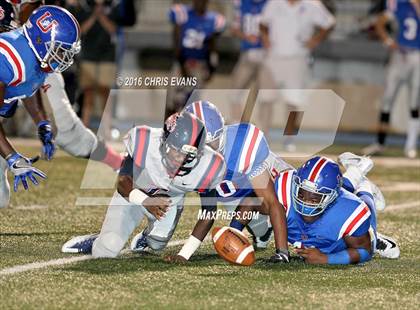 Thumbnail 2 in South Panola @ Memphis University photogallery.