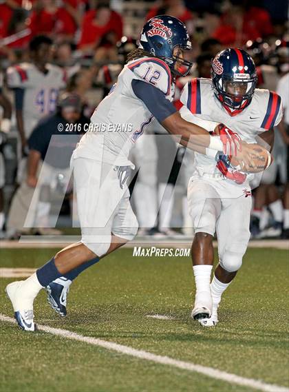 Thumbnail 1 in South Panola @ Memphis University photogallery.