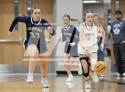 Thumbnail 1 in Father McGivney Catholic @ Maryville Christian photogallery.