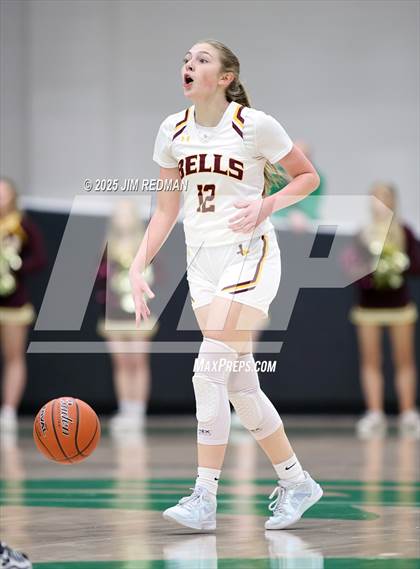 Thumbnail 3 in Bells vs. Commerce (UIL 3A D2 Bi-District Basketball Playoff) photogallery.