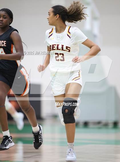 Thumbnail 2 in Bells vs. Commerce (UIL 3A D2 Bi-District Basketball Playoff) photogallery.