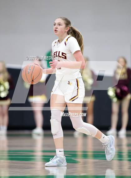 Thumbnail 3 in Bells vs. Commerce (UIL 3A D2 Bi-District Basketball Playoff) photogallery.