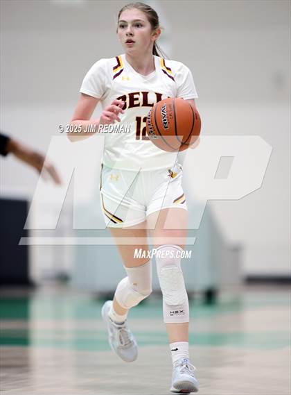 Thumbnail 3 in Bells vs. Commerce (UIL 3A D2 Bi-District Basketball Playoff) photogallery.