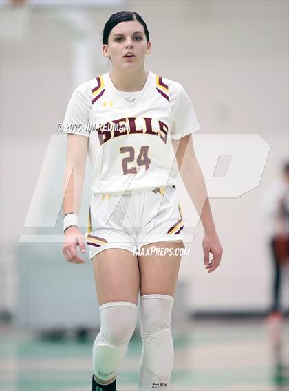 Thumbnail 3 in Bells vs. Commerce (UIL 3A D2 Bi-District Basketball Playoff) photogallery.