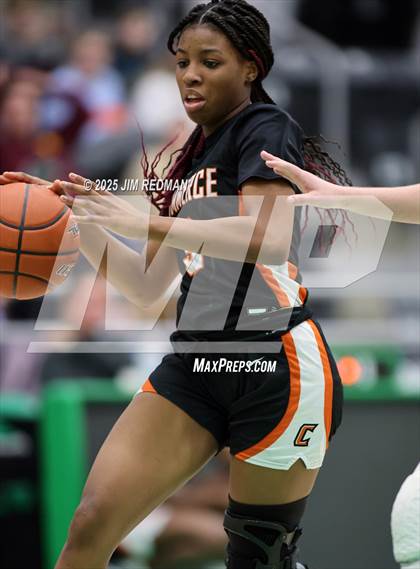 Thumbnail 3 in Bells vs. Commerce (UIL 3A D2 Bi-District Basketball Playoff) photogallery.
