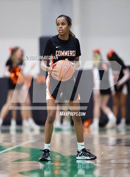 Thumbnail 2 in Bells vs. Commerce (UIL 3A D2 Bi-District Basketball Playoff) photogallery.