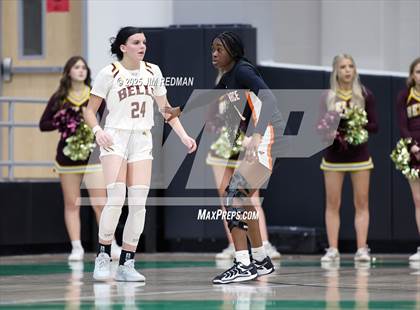 Thumbnail 1 in Bells vs. Commerce (UIL 3A D2 Bi-District Basketball Playoff) photogallery.