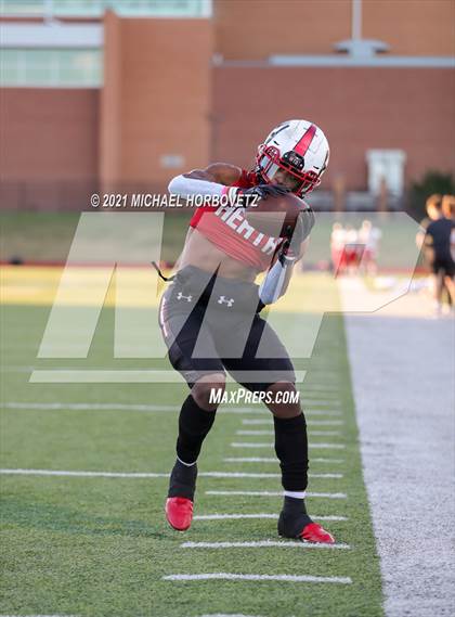 Thumbnail 3 in Tyler Legacy @ Rockwall-Heath photogallery.