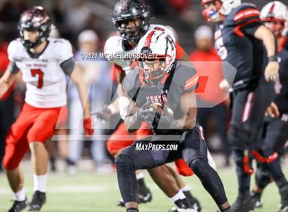 Thumbnail 3 in Tyler Legacy @ Rockwall-Heath photogallery.