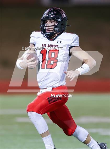 Thumbnail 3 in Tyler Legacy @ Rockwall-Heath photogallery.