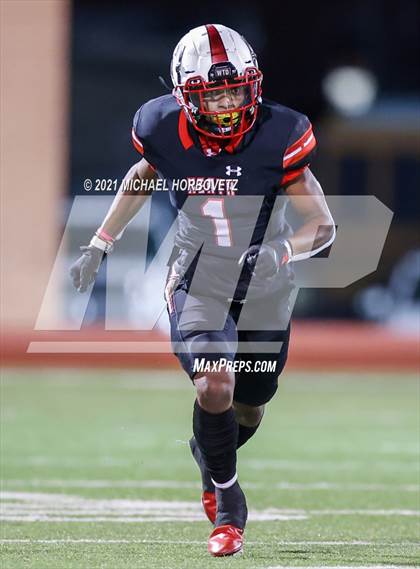 Thumbnail 3 in Tyler Legacy @ Rockwall-Heath photogallery.