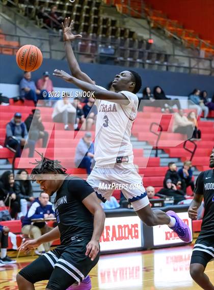 Thumbnail 2 in Middletown @ Cardinal O'Hara photogallery.