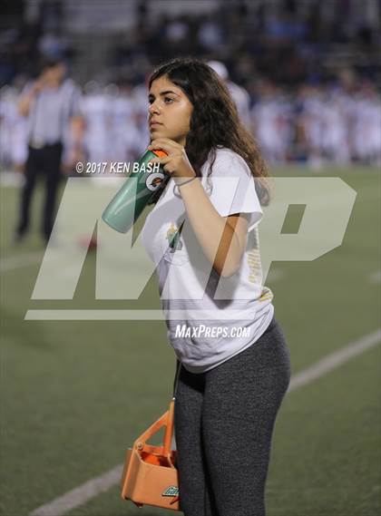 Thumbnail 2 in Camarillo @ Moorpark photogallery.