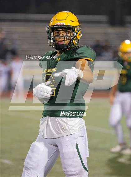 Thumbnail 1 in Camarillo @ Moorpark photogallery.