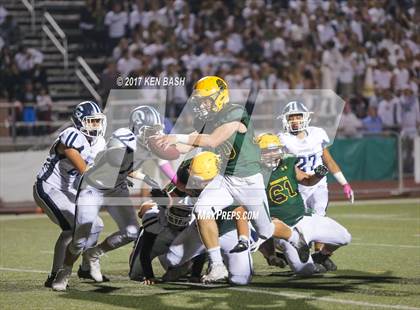 Thumbnail 2 in Camarillo @ Moorpark photogallery.