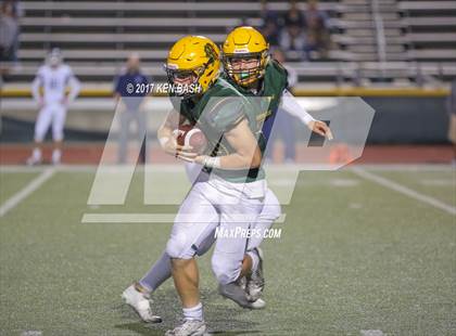 Thumbnail 2 in Camarillo @ Moorpark photogallery.