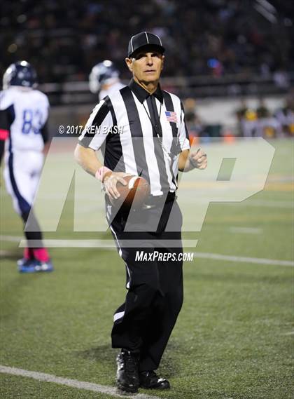 Thumbnail 2 in Camarillo @ Moorpark photogallery.