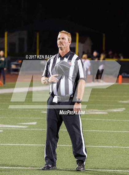 Thumbnail 1 in Camarillo @ Moorpark photogallery.