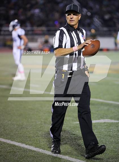 Thumbnail 3 in Camarillo @ Moorpark photogallery.