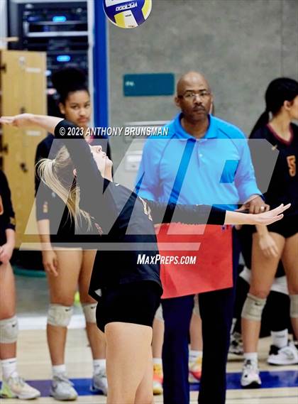 Thumbnail 1 in Clovis West @ Folsom (CIF State D1 Playoff) photogallery.