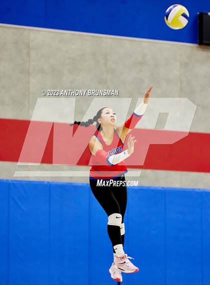 Thumbnail 3 in Clovis West @ Folsom (CIF State D1 Playoff) photogallery.