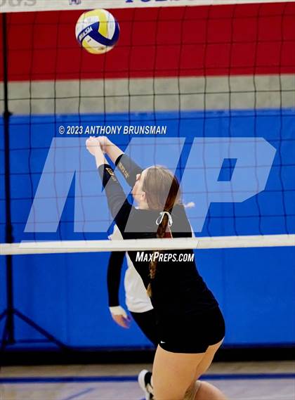 Thumbnail 1 in Clovis West @ Folsom (CIF State D1 Playoff) photogallery.