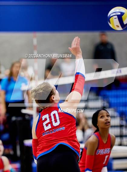Thumbnail 3 in Clovis West @ Folsom (CIF State D1 Playoff) photogallery.