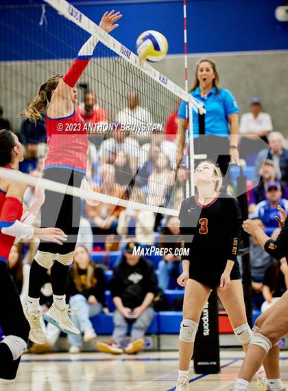 Thumbnail 3 in Clovis West @ Folsom (CIF State D1 Playoff) photogallery.