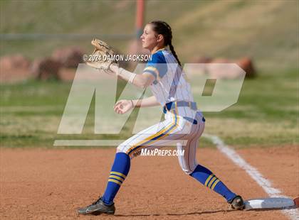 Thumbnail 2 in Moapa Valley @ Virgin Valley photogallery.