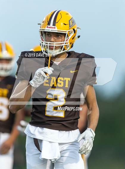 Thumbnail 2 in Hamilton vs. Zeeland East photogallery.
