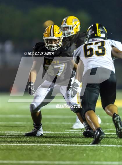 Thumbnail 3 in Hamilton vs. Zeeland East photogallery.