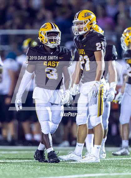 Thumbnail 1 in Hamilton vs. Zeeland East photogallery.